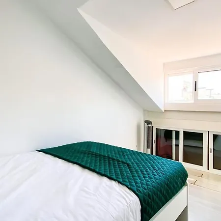 아파트 2 Bedrooms With City View And Wifi At *